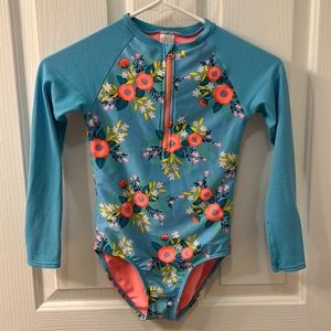 Cat & Jack one piece rash guard bathing suit, size M (7/8)